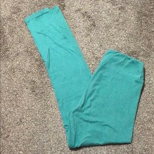 Lularo leggings. One size